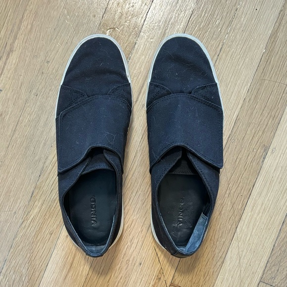 Vince Blair Velcro Sneakers in Black - Picture 3 of 8